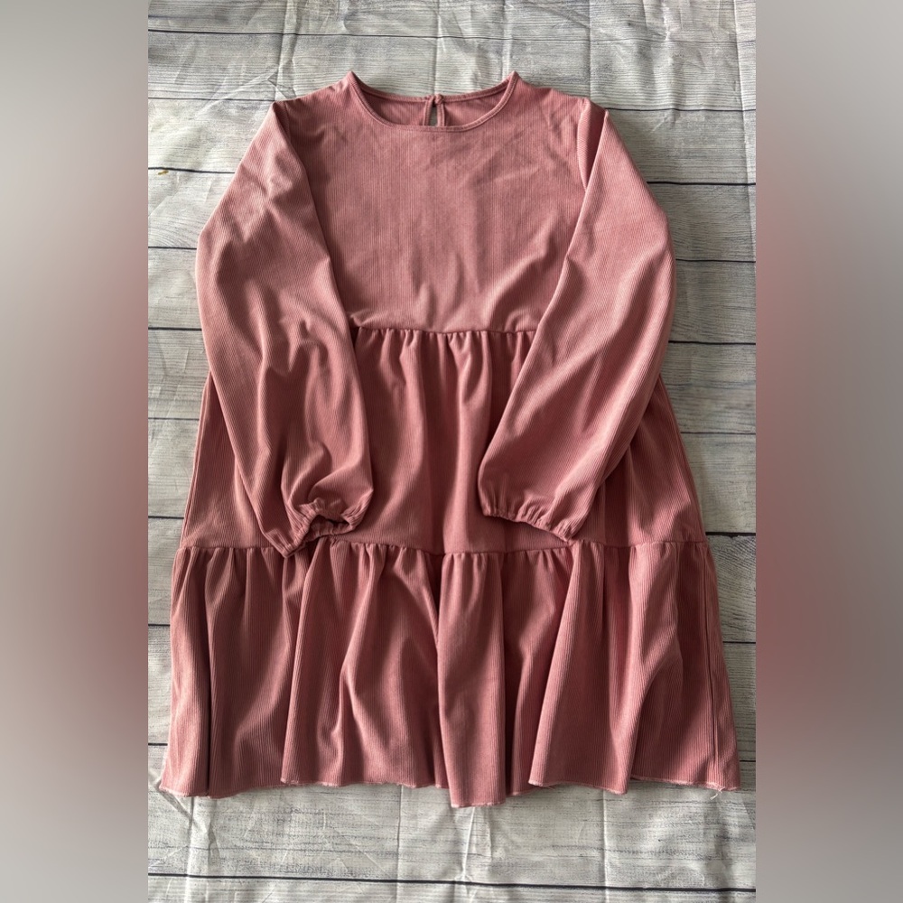 Women’s size large babydoll style dress in mauve